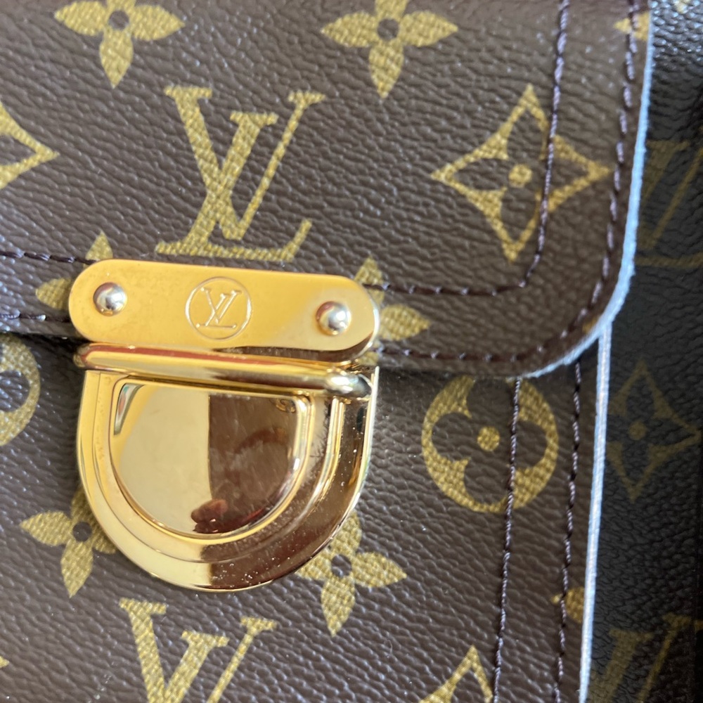 Louis Vuitton manhattan Bag - Picture 4 of 9